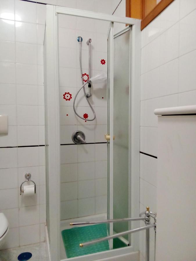 Ferienwohnung Al Crocifisso...Da Nonna Pia Salerno Exterior foto