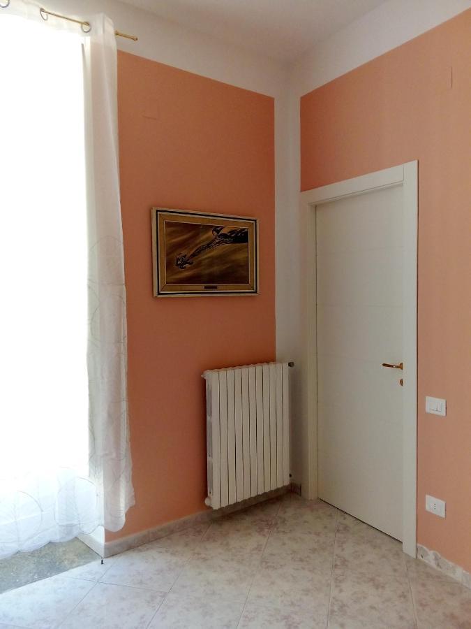 Ferienwohnung Al Crocifisso...Da Nonna Pia Salerno Exterior foto