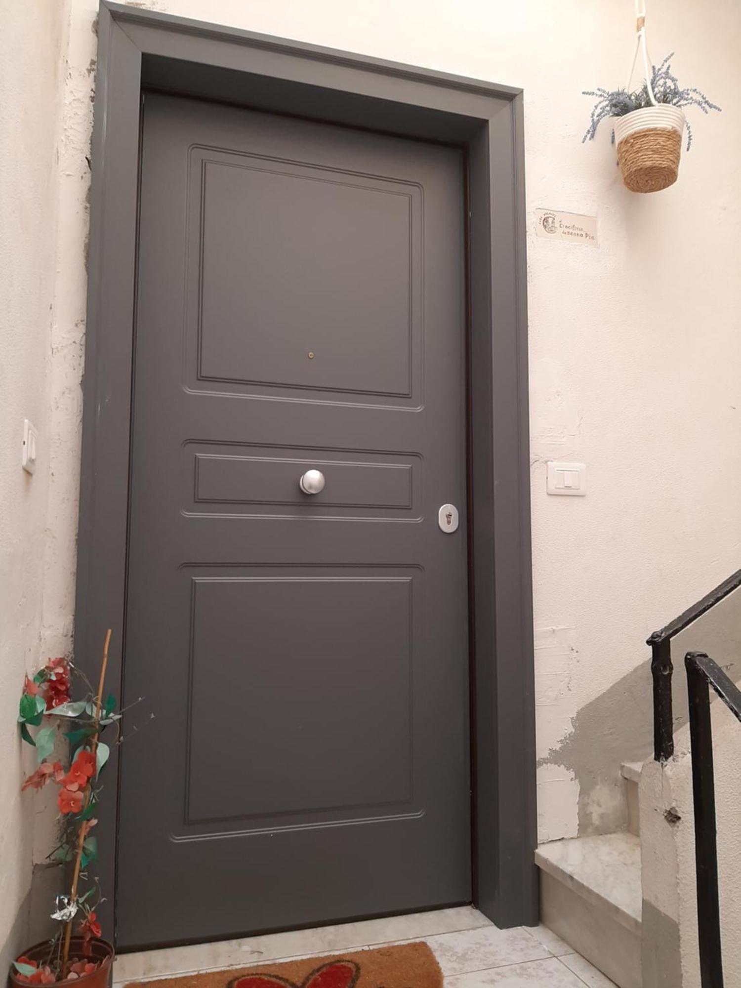 Ferienwohnung Al Crocifisso...Da Nonna Pia Salerno Exterior foto
